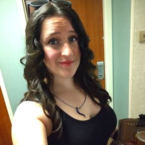 Meet your Posher, Katelyn